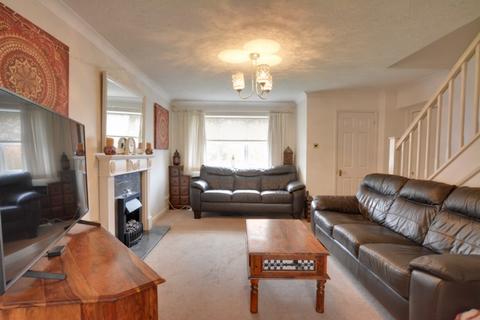 12 Casher Road, Maidenbower, Crawley, RH10 7JG