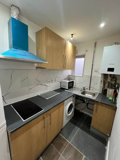 Studio to rent, The Common, Southall UB2