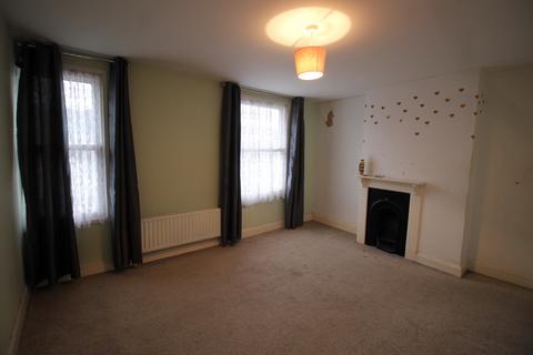 3 bedroom terraced house to rent, High Wycombe HP11