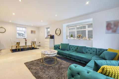 2 bedroom apartment for sale, Virginia Water, Surrey