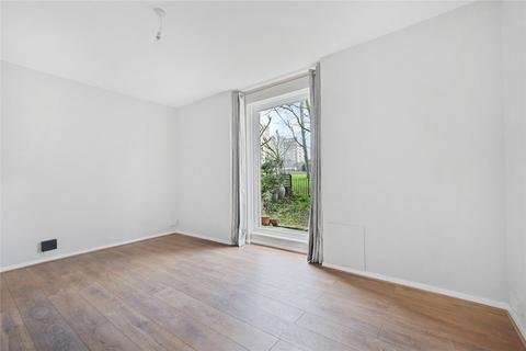 Studio to rent, Langhorne Court, Swiss Cottage, NW8