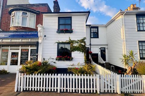 40 Eastern Esplanade, Southend-on-sea, SS1 2ES