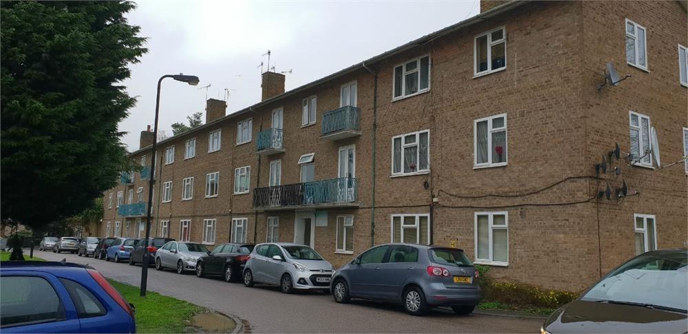 Two bedroom 1 st floor flat