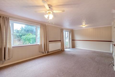 3 bedroom end of terrace house for sale, Clawdd Du, Monmouth