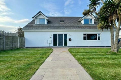 5 bedroom detached bungalow for sale, Trearddur Road, Trearddur Bay, Holyhead, LL65