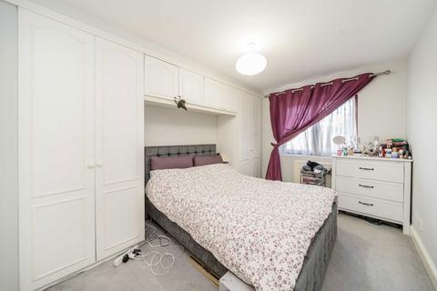 2 bedroom flat for sale, Brondesbury Park, London NW6