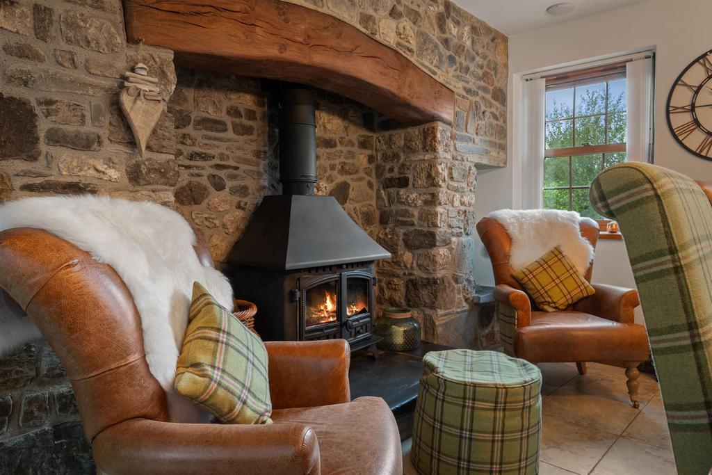 Old Lan Farmhouse - Interiors Main House-13.jpg