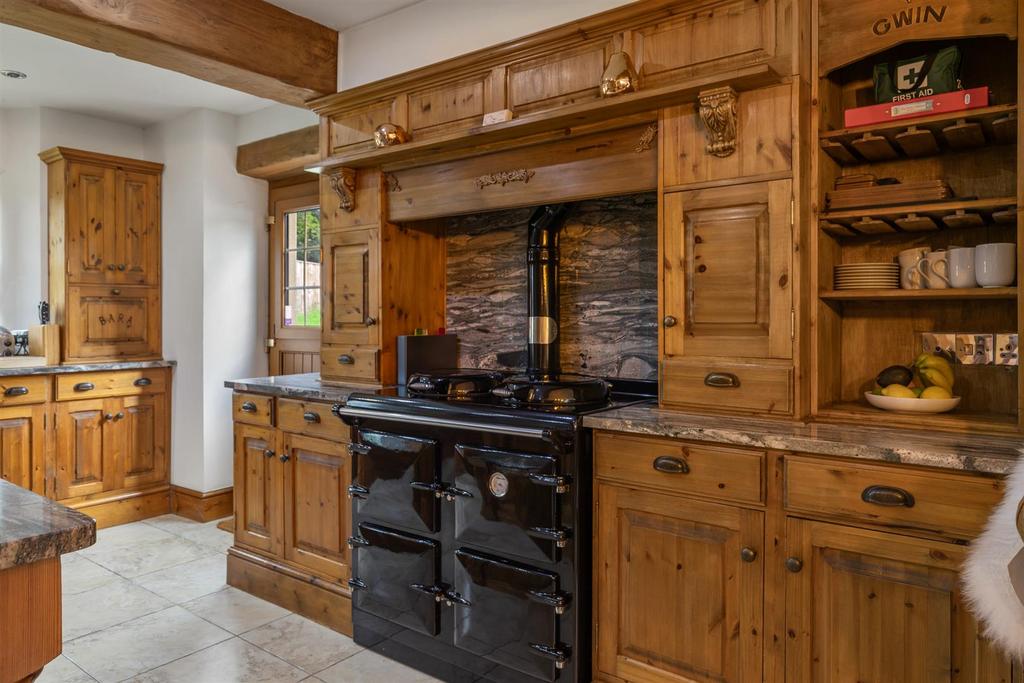 Old Lan Farmhouse - Interiors Main House-11.jpg