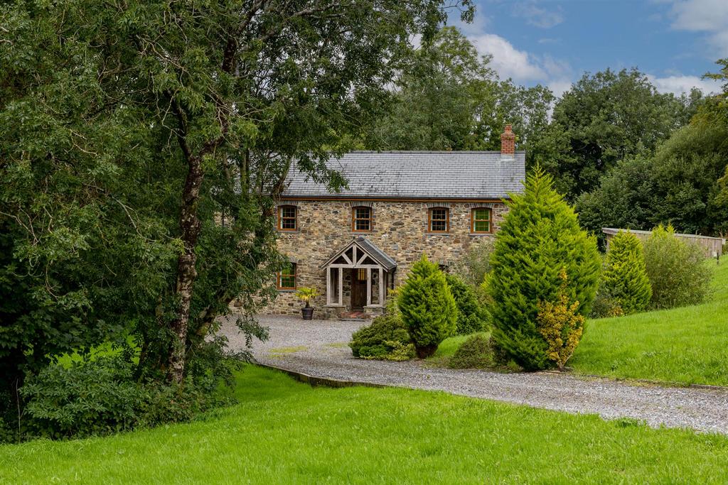 Old Lan Farmhouse - Externals - Main House-5.jpg