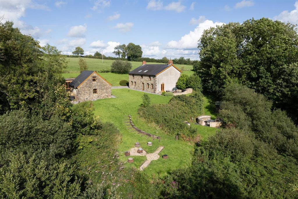 Old Lan Farmhouse - Externals - Drone-6.jpg