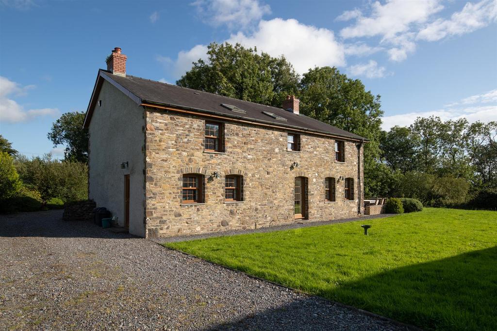 Old Lan Farmhouse - Externals - Main House-14.jpg