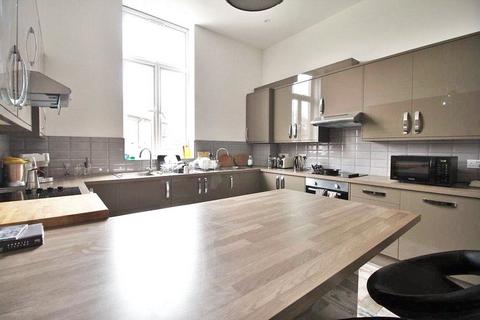 7 bedroom apartment to rent, Crouch End Hill, Crouch End, London, N8