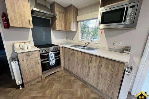 3 bedroom park home to rent, Hosler Park, New Romney, Kent, TN28