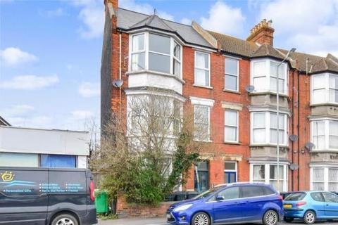 2 bedroom flat for sale, Sea Street, Herne Bay, CT6