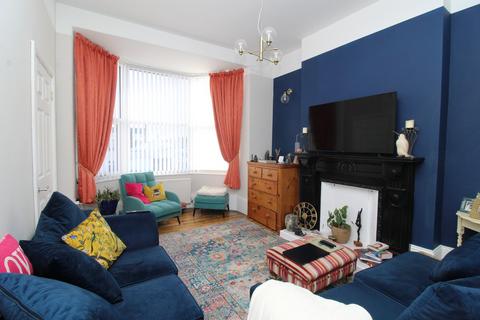 2 bedroom flat for sale, Sea Street, Herne Bay, CT6