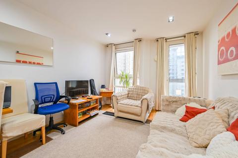 2 bedroom flat for sale, City Tower, E14, Canary Wharf, London, E14