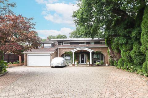 undefined, Oakway, Studham, Bedfordshire, LU6