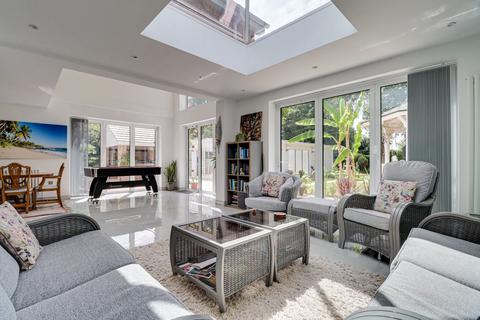 undefined, Oakway, Studham, Bedfordshire, LU6