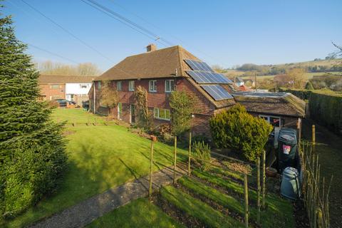 4 bedroom semi-detached house for sale, The Orchards, Elham, Canterbury, CT4