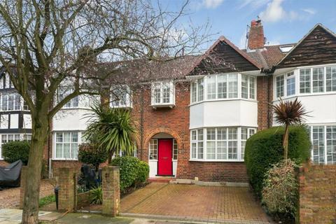 4 bedroom terraced house to rent, Michelham Gardens, Twickenham TW1