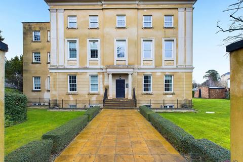 2 bedroom flat for sale, The Park, Cheltenham GL50