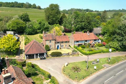 4 bedroom detached house for sale, The Street, Canterbury CT4