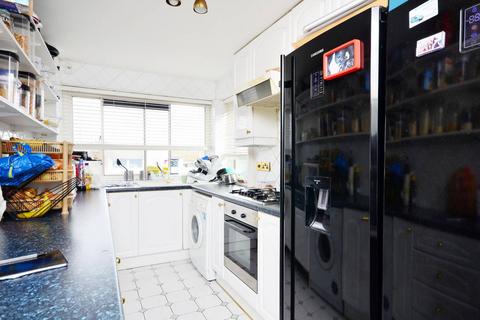 2 bedroom flat for sale, Willesden Lane, Brondesbury Park, London, NW6