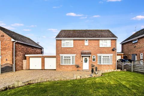 4 bedroom detached house for sale, Ullswater Avenue, King's Lynn, PE30