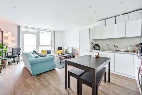 2 bedroom flat to rent, Telegraph Avenue, Greenwich, SE10