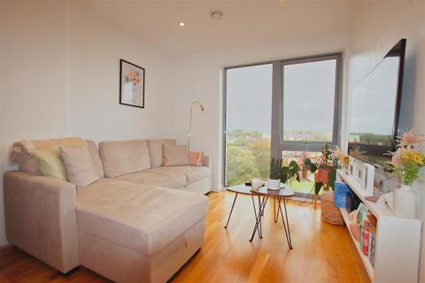 1 bedroom flat for sale, Franklin Court,Brook Road, Borehamwood