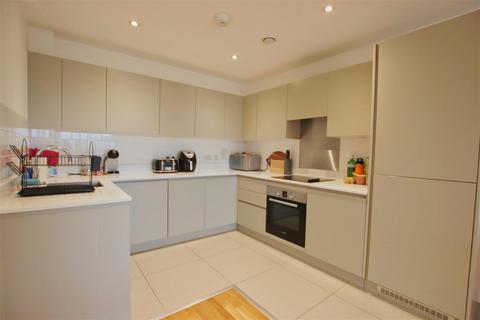 1 bedroom flat for sale, Franklin Court,Brook Road, Borehamwood