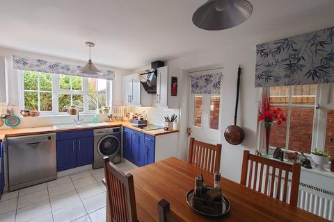 4 bedroom detached house for sale, Court Farm Road, Newhaven