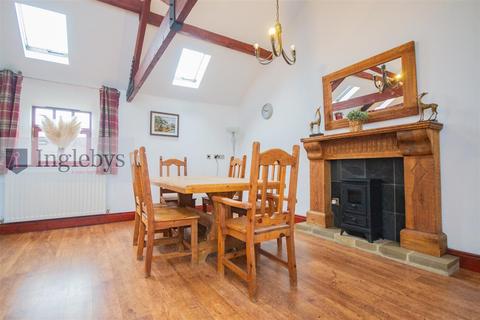 2 bedroom barn conversion to rent, Tofts Farm, Marske Road, Saltburn By The Sea