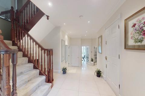 5 bedroom detached house for sale, Saddlers Close, Barnet EN5