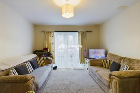 2 bedroom apartment for sale, Great North Way, London