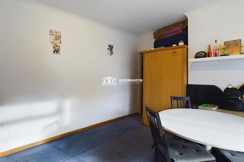 undefined, Parnell Close, Edgware
