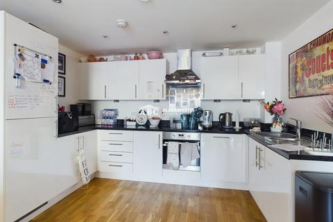 1 bedroom flat for sale, Zodiac Close, Edgware