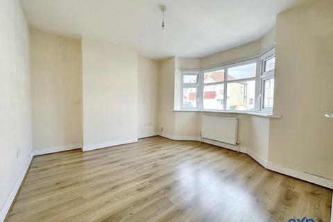 3 bedroom semi-detached house to rent, Balliol Road, Welling DA16