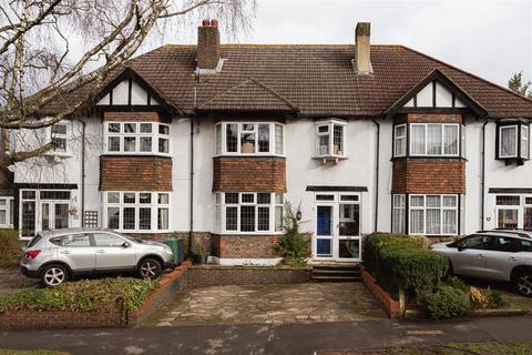 4 bedroom terraced house for sale, Glenfield Road, Banstead SM7