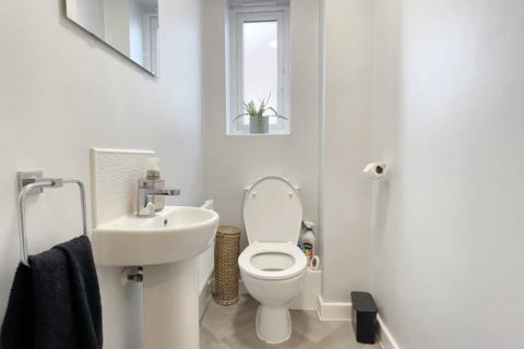 49 Cave Crescent, Coalville, LE67 4AT