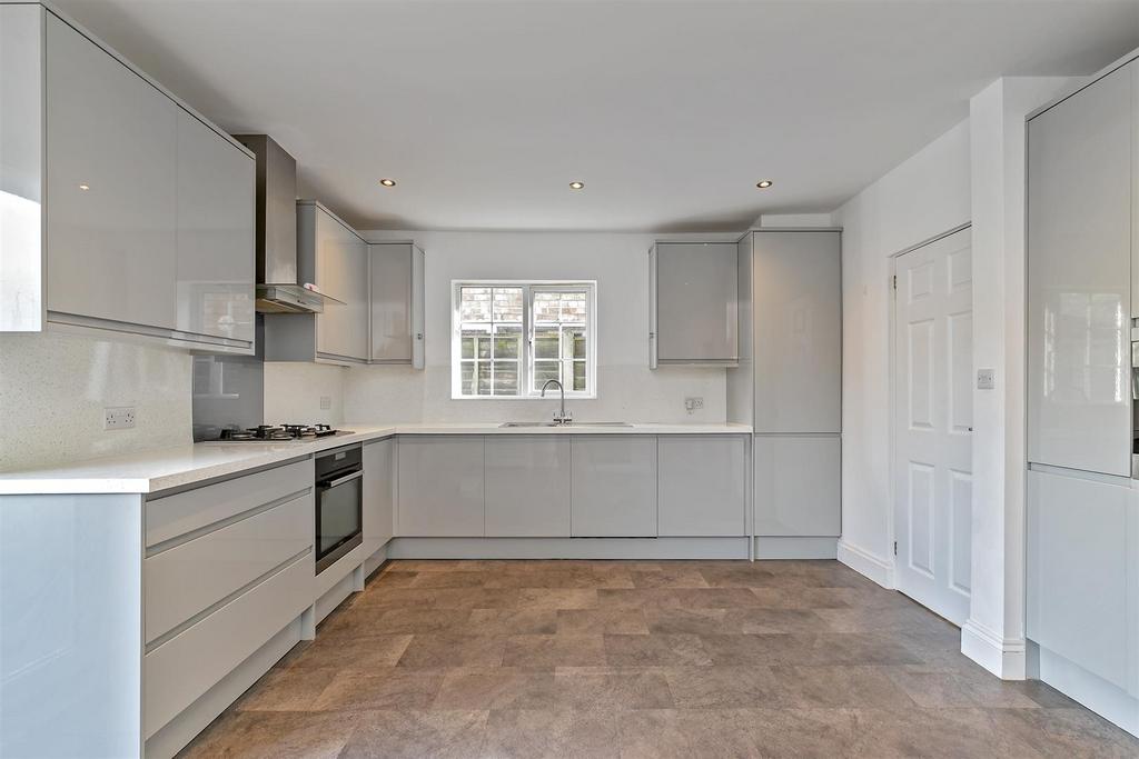 429 Hatfield Road-8.jpg
