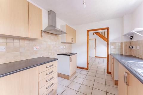 3 bedroom end of terrace house for sale, London Road South, Pakefield