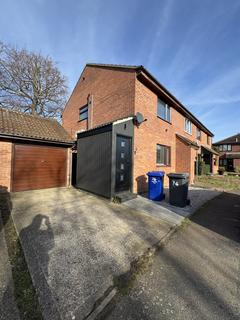 2 bedroom end of terrace house to rent, Weston Way, Newmarket, Suffolk, CB8