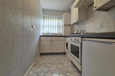 1 bedroom flat to rent, Dubarry Avenue, Kingswinford