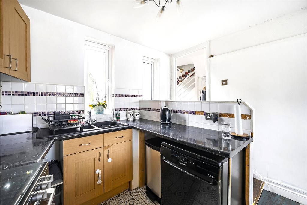 Kitchen/Dining Area