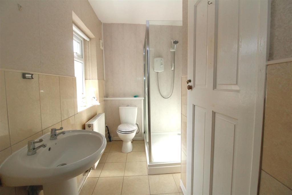 Shower room.JPG