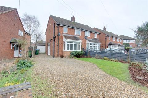 2 bedroom semi-detached house for sale, Carrington Crescent, Wendover, Aylesbury