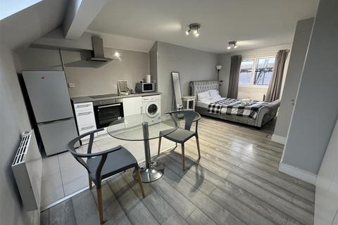 undefined, Lonsdale Avenue, Wembley