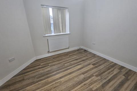 2 bedroom flat to rent, Claggy Road, Kimpton, Hitchin, Hertfordshire