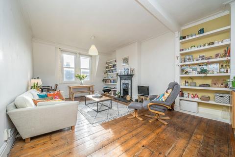 2 bedroom flat for sale, Richmond Parade, East Twickenham TW1